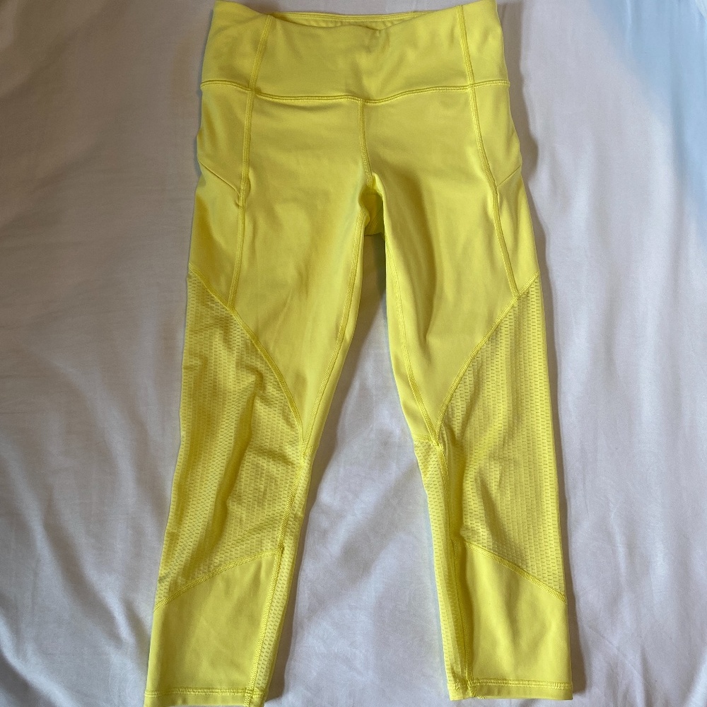Athleta Bright Yellow Cropped Leggings XS